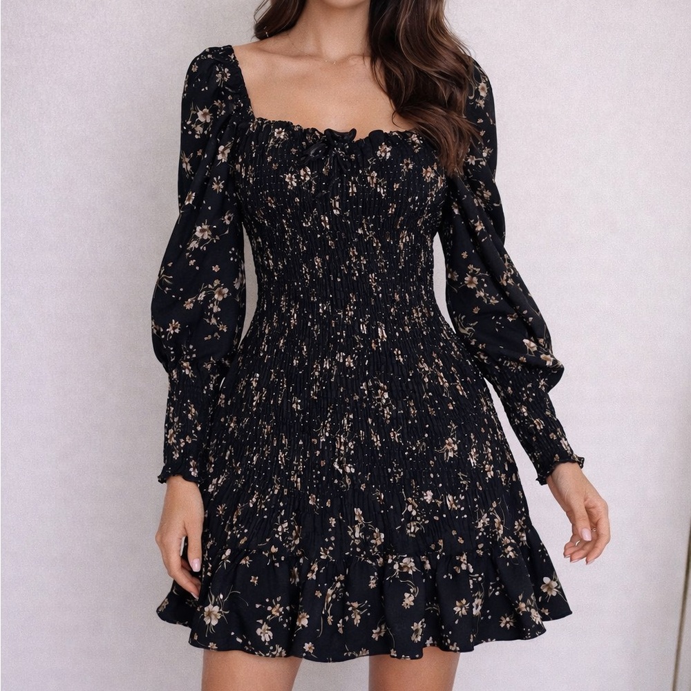 NWOT: Floral Smocked Long-Sleeve Mini Dress - Black